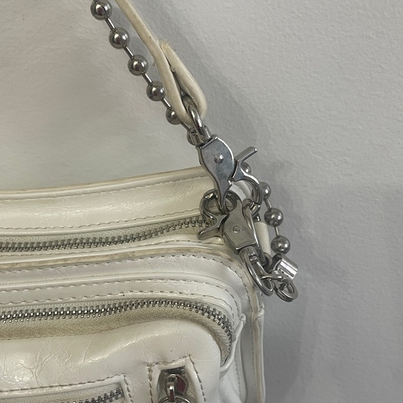Urban outfitters White mini crossbody bag chain strap square shaped Rare - Picture 6 of 9